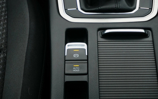 Volkswagen Passat cena 69999 przebieg: 151750, rok produkcji 2020 z Świebodzin małe 436
